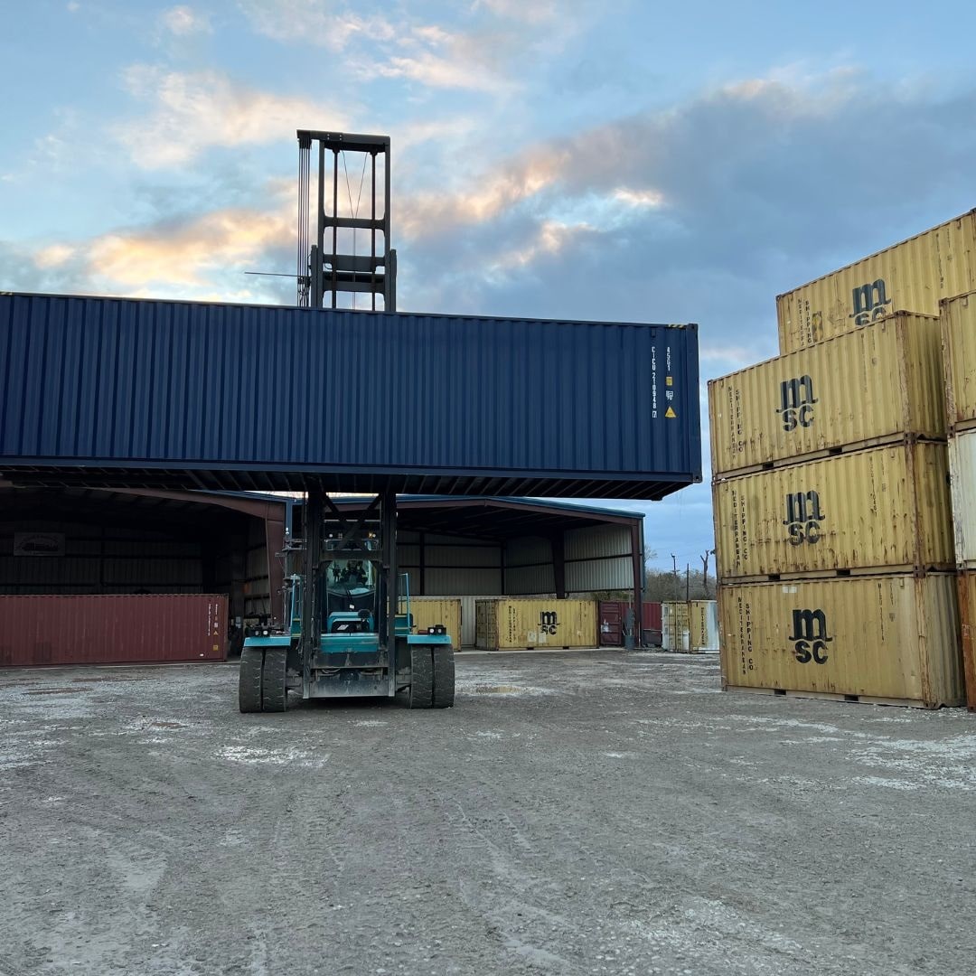 Self-storage Vs Container Storage